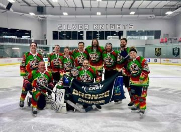 beer-league-hcoey-tournament-vegas-multicolor-team 3rd line hockey tournament team on the ice