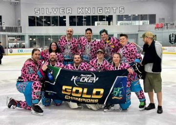 beer-league-hcoey-tournament-vegas-pink-team beer league hockey players at a tournament won gold